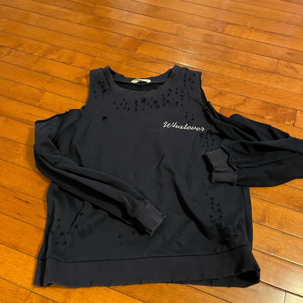 Cut out shoulder navy sweatshirt, size S
